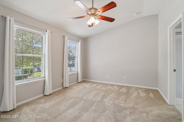 5673 PARKSTONE CROSSING Drive, Jacksonville, FL 32258