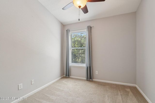 5673 PARKSTONE CROSSING Drive, Jacksonville, FL 32258