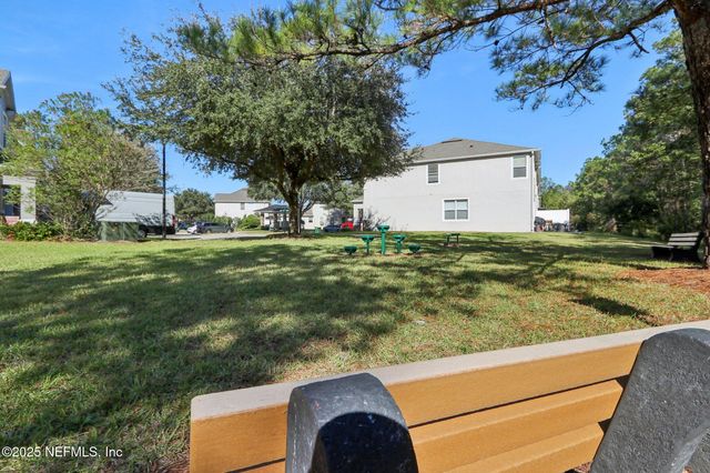 5673 PARKSTONE CROSSING Drive, Jacksonville, FL 32258