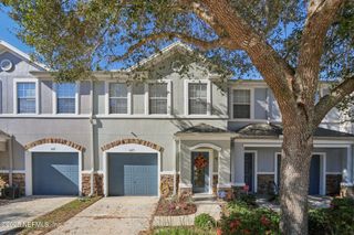 5673 PARKSTONE CROSSING Drive, Jacksonville, FL 32258