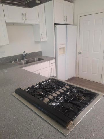 753 E. Indian Rock, Vista, CA 92084