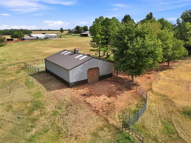 801 Cameron Drive, Yukon, OK 73099