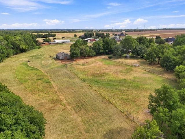 801 Cameron Drive, Yukon, OK 73099