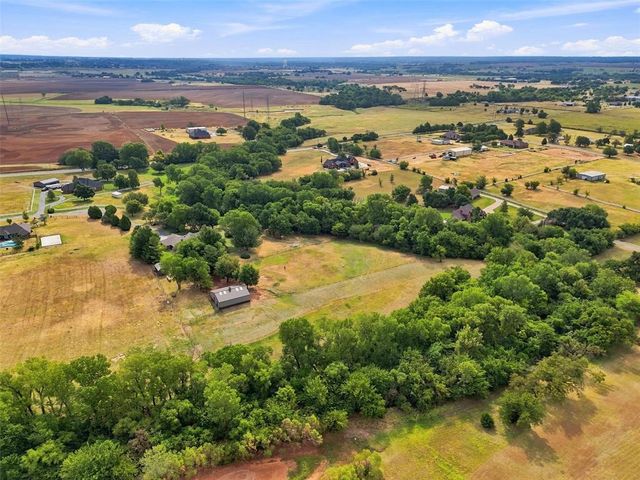801 Cameron Drive, Yukon, OK 73099