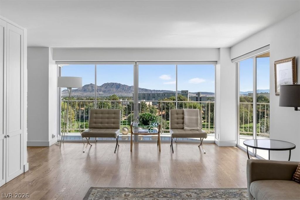 3111 Bel Air Drive 7D, Las Vegas, NV 89109 — exterior