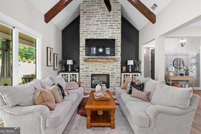 2490 S Carroll Court S, Villa Rica, GA 30180