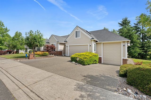 2111 Huntington Loop SE, Olympia, WA 98513