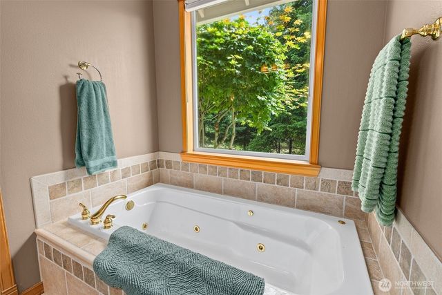 2111 Huntington Loop SE, Olympia, WA 98513