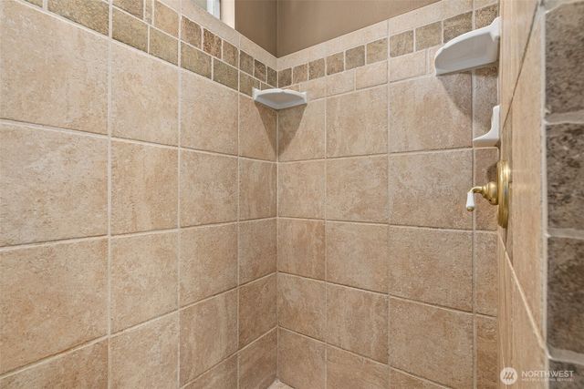2111 Huntington Loop SE, Olympia, WA 98513