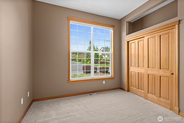 2111 Huntington Loop SE, Olympia, WA 98513