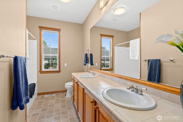 2111 Huntington Loop SE, Olympia, WA 98513