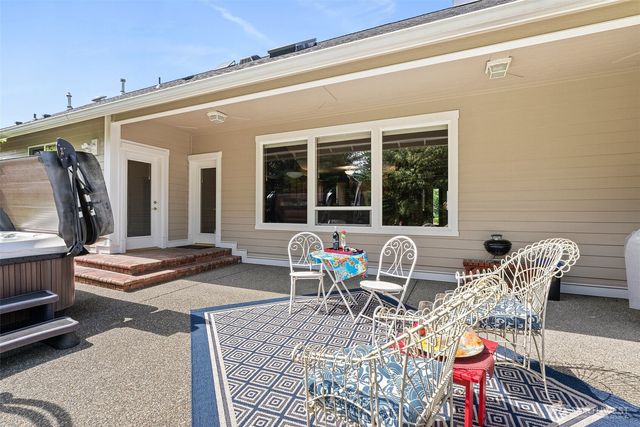 2111 Huntington Loop SE, Olympia, WA 98513