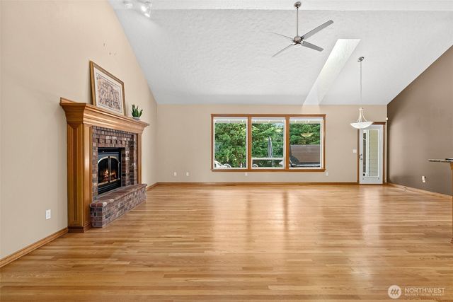 2111 Huntington Loop SE, Olympia, WA 98513