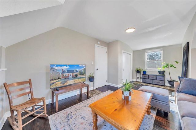 2432 Massachusetts AVE, Roanoke, VA 24017