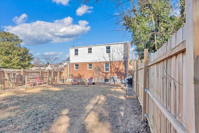 2432 Massachusetts AVE, Roanoke, VA 24017