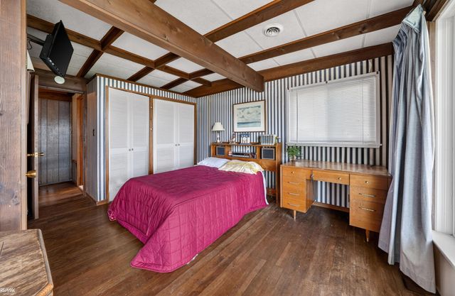 8563 South Channel Drive, Harsens Island, MI 48028