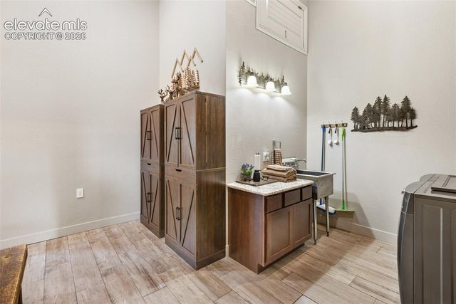 5542 North Road, Divide, CO 80814