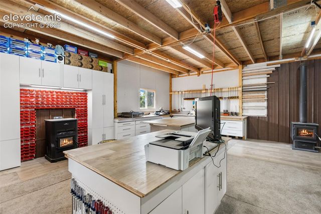 5542 North Road, Divide, CO 80814