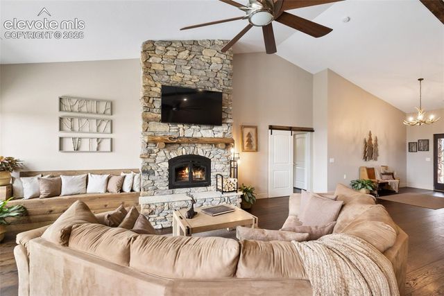 5542 North Road, Divide, CO 80814