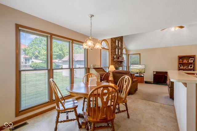 601 Coventry Drive, Seymour, IN 47274