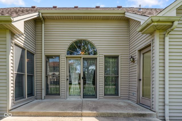 601 Coventry Drive, Seymour, IN 47274