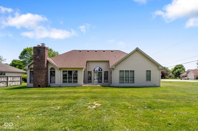 601 Coventry Drive, Seymour, IN 47274