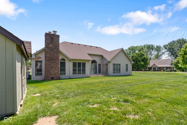 601 Coventry Drive, Seymour, IN 47274