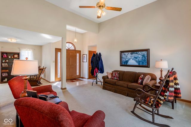 601 Coventry Drive, Seymour, IN 47274