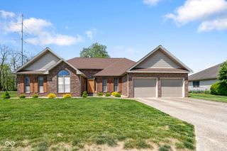 601 Coventry Drive, Seymour, IN 47274