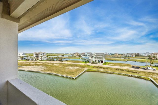 9 Loggerhead, Hitchcock, TX 77563