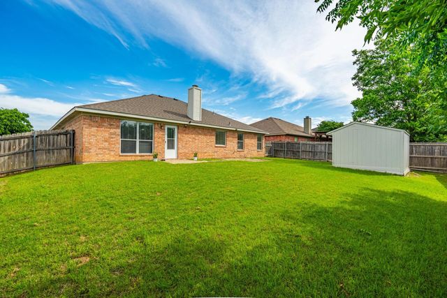 622 Coal Creek Drive, Mansfield, TX 76063