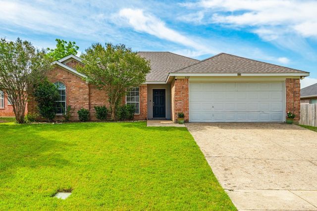 622 Coal Creek Drive, Mansfield, TX 76063