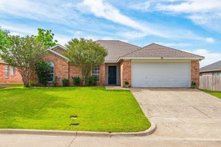 622 Coal Creek Drive, Mansfield, TX 76063
