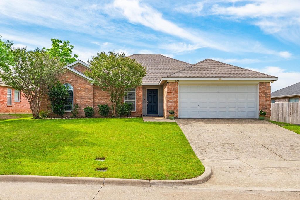 622 Coal Creek Drive, Mansfield, TX 76063