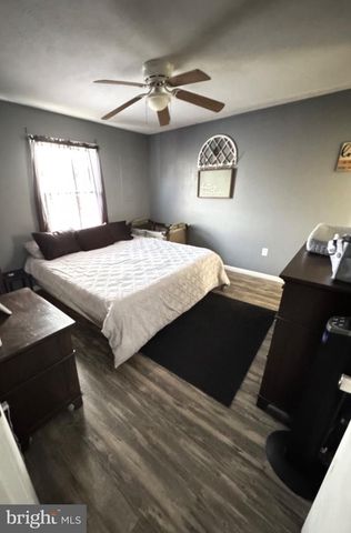 291 BORUM ST, Strasburg, VA 22657