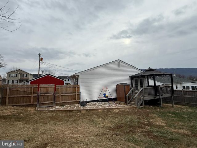 291 BORUM ST, Strasburg, VA 22657