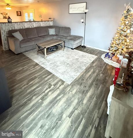 291 BORUM ST, Strasburg, VA 22657