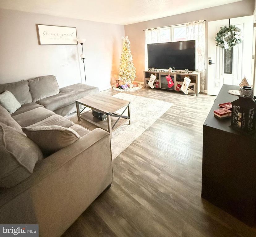 291 BORUM ST, Strasburg, VA 22657