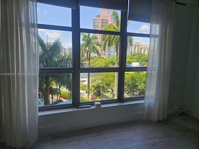 3530 Mystic Pointe Dr 405, Aventura, FL 33180