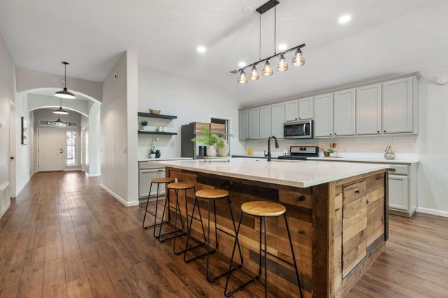 712 Kingston Lacy BLVD, Pflugerville, TX 78660