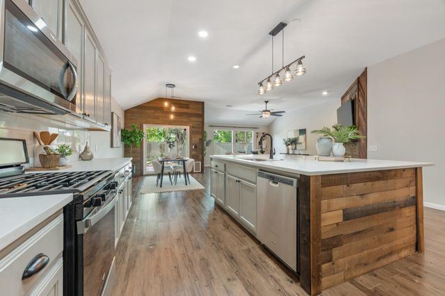 712 Kingston Lacy BLVD, Pflugerville, TX 78660