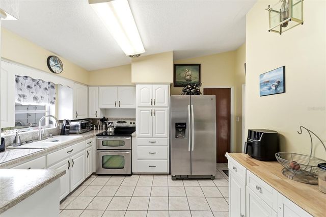 123 E LAKE MARY DRIVE, Orlando, FL 32839