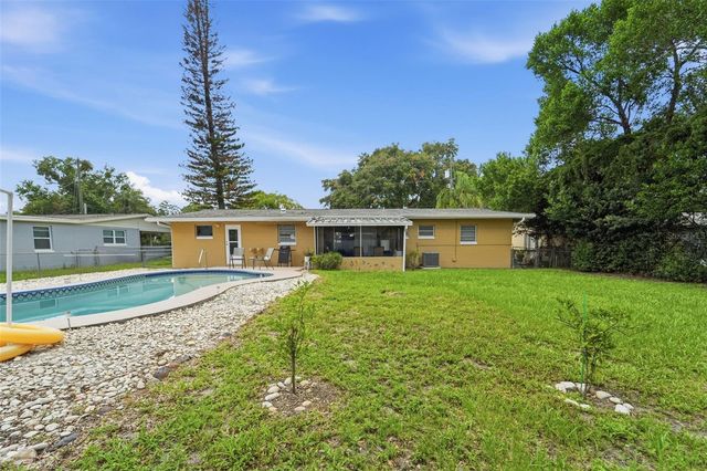 123 E LAKE MARY DRIVE, Orlando, FL 32839