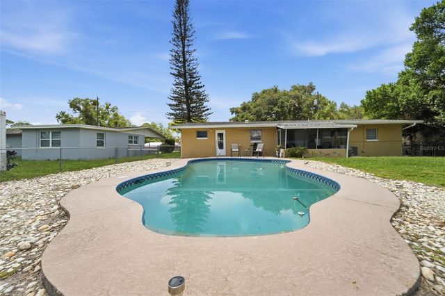 123 E LAKE MARY DRIVE, Orlando, FL 32839