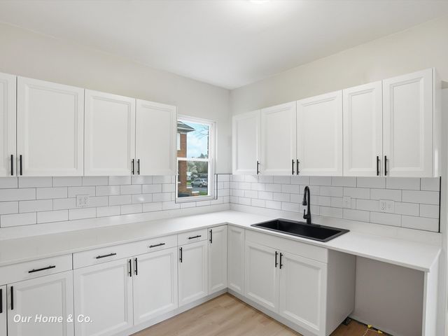 1956 Lothrop Street, Detroit, MI 48206