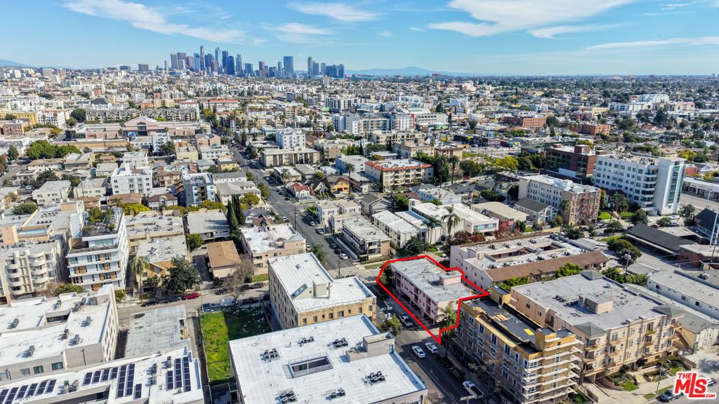 941 S Gramercy Place, Los Angeles, CA 90019 — photo 4