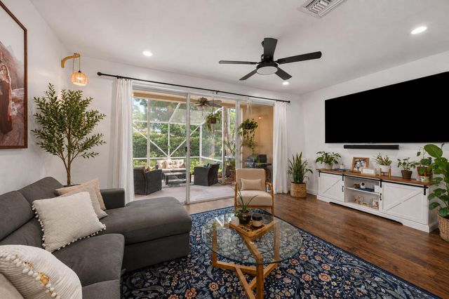9037 Tremezzo Lane, Boynton Beach, FL 33472