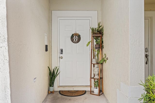 9037 Tremezzo Lane, Boynton Beach, FL 33472