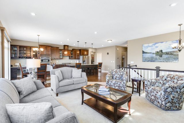 7129 Archer Trail, Inver Grove Heights, MN 55077