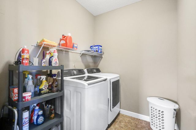 7129 Archer Trail, Inver Grove Heights, MN 55077